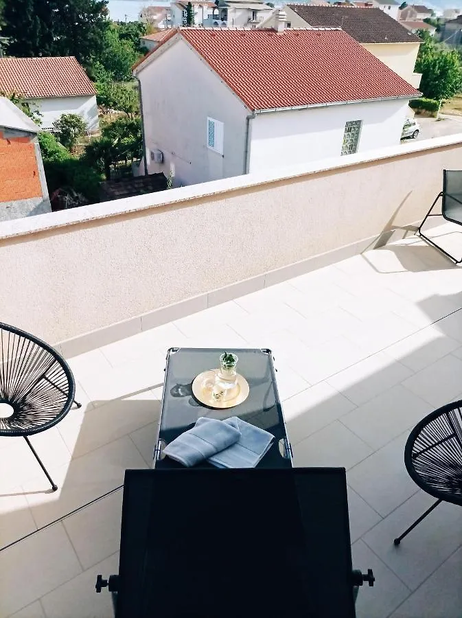 Apartment Barba Luka, Near Beach, Beautiful Views Kastela Croatia