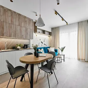 https://golden-dreams-luxury-apartments-103.krakowhotelspoland.com