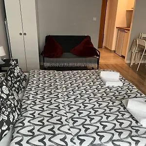 https://studio-apartment.warsawhotelspoland.com